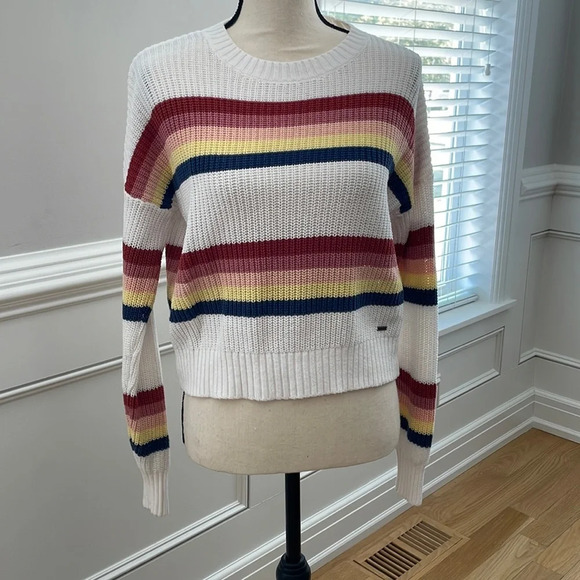 Hollister Sweater - Picture 1 of 3